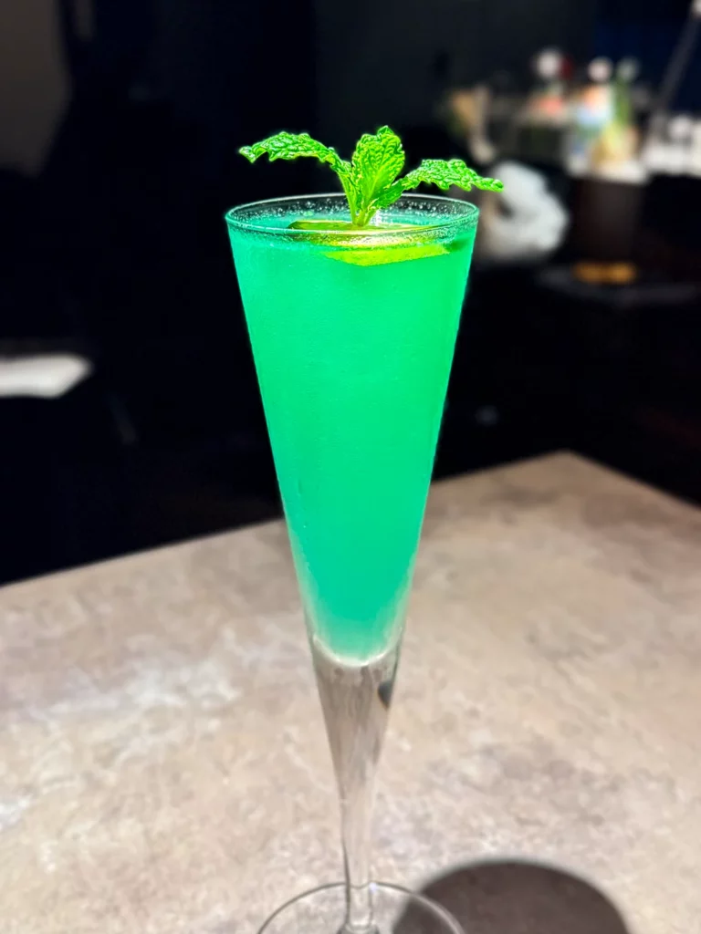 妖精森林-火山口-bar