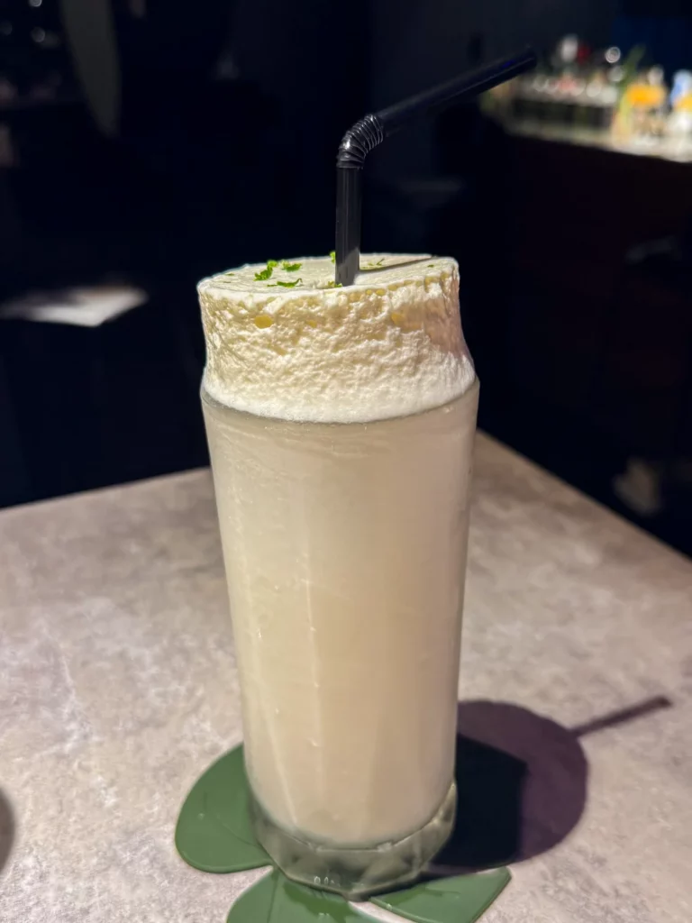 Ramos Gin Fizz-火山口-bar